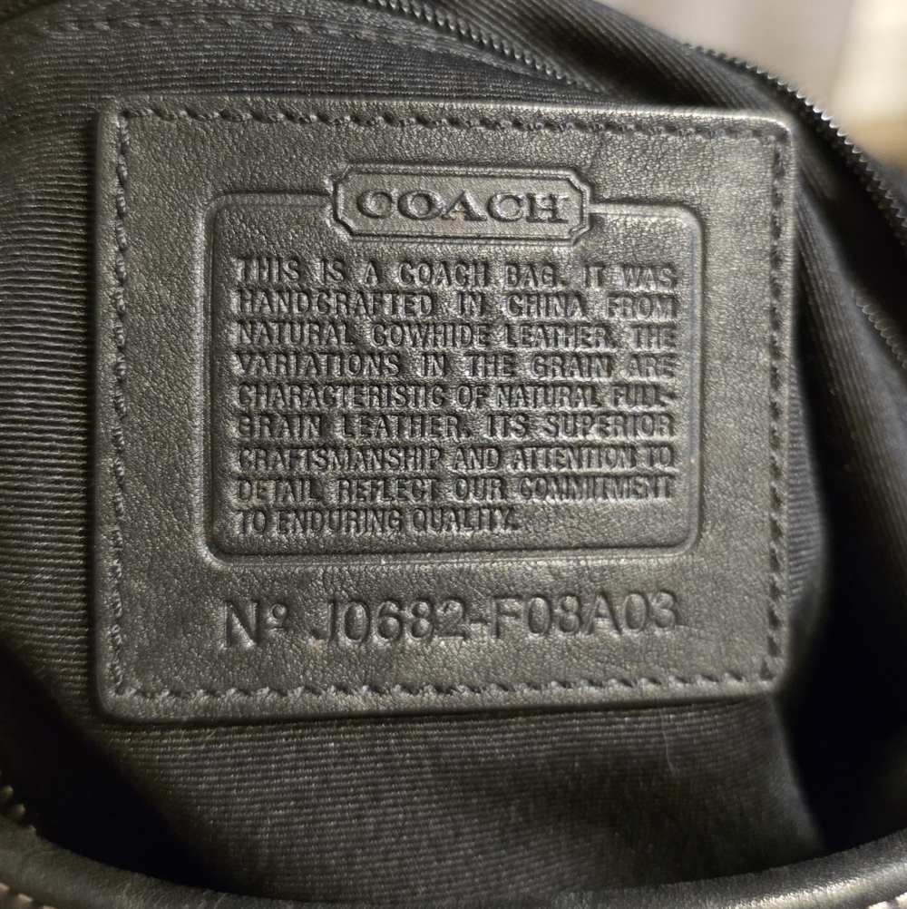 Coach Soho Hobo Black Leather Shoulder Bag - Picture 4 of 8